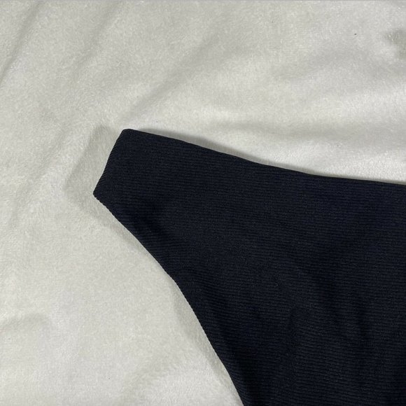 NEW Becca Fine Line Ribbed Bikini Bottoms Black SZ Medium - Picture 10 of 12